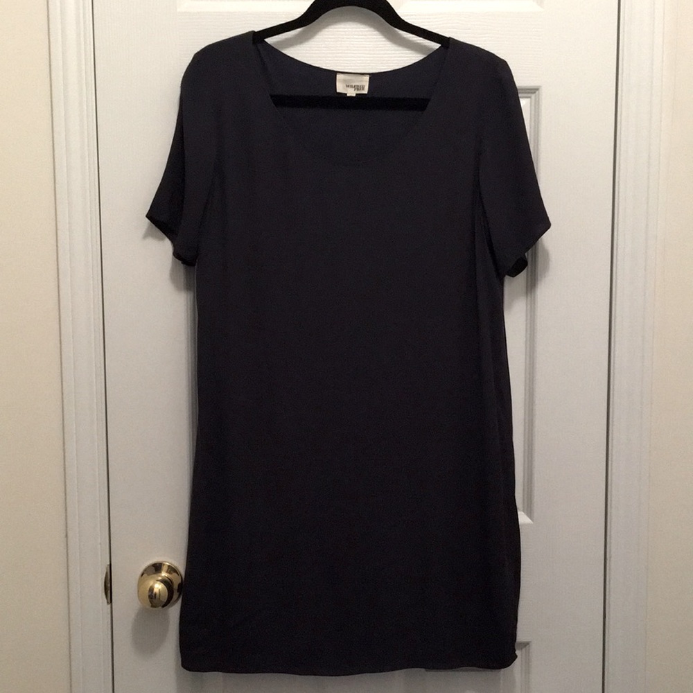 Aritzia Wilfred free T-shirt Dress